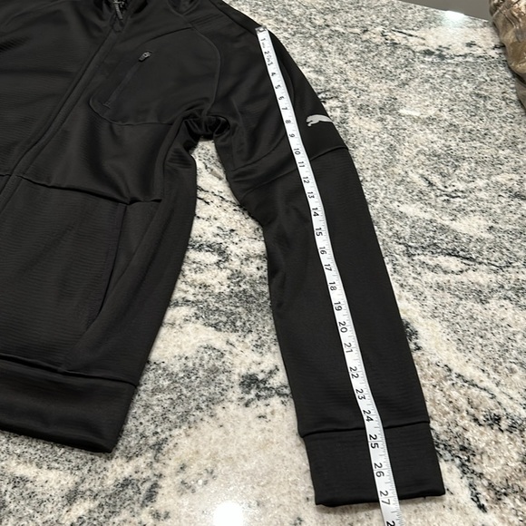 Size M Puma, zip up hoodie, with beautiful, royal blue inside, super soft - Picture 14 of 16